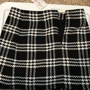 NWT Pink Lily Boutique large women’s skirt   A